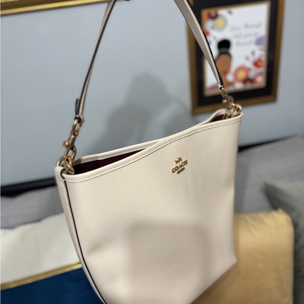 Coach Cream Leather Shoulder Bag - Picture 2 of 5